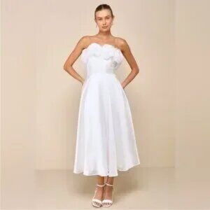 Lulus Idyllic Muse White Organza Rosette Strapless Midi Dress new with tags Sz M
